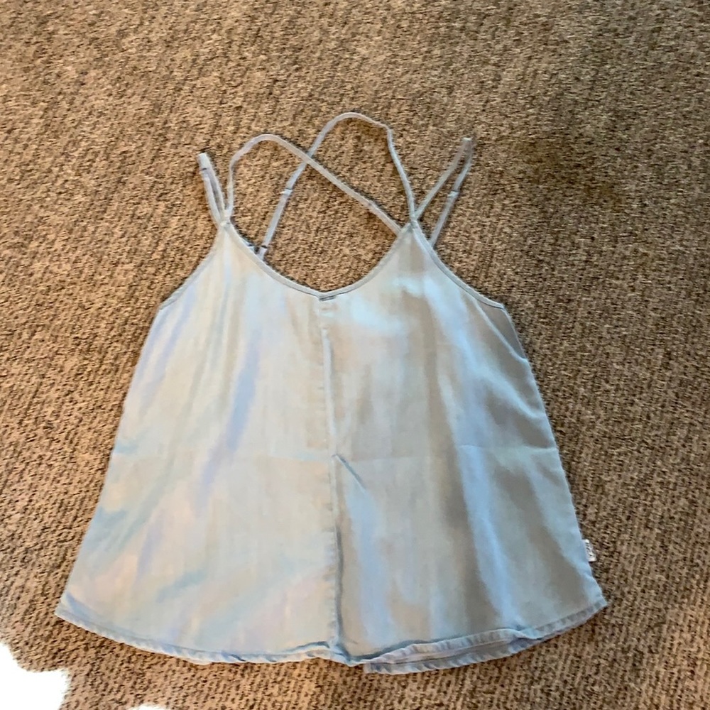 RVCA top